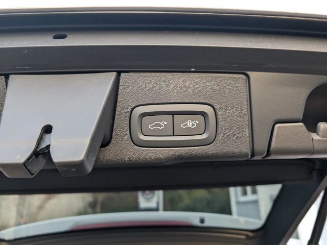 Volvo XC60 AWD Dark Ultimate