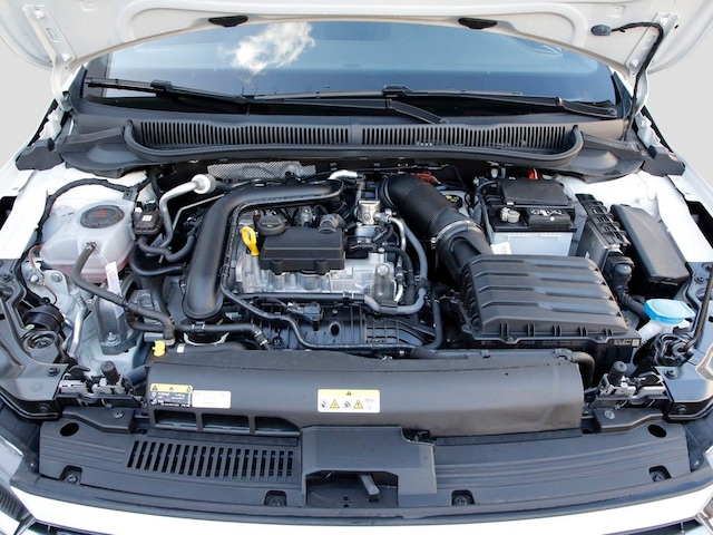 Volkswagen Polo 1.0 TSI DSG R-Line