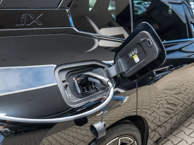 BMW iX xDrive40
