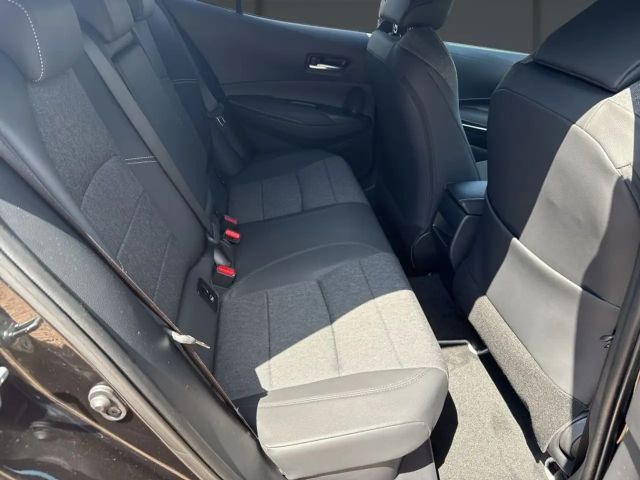 Toyota Corolla Hybride Team D