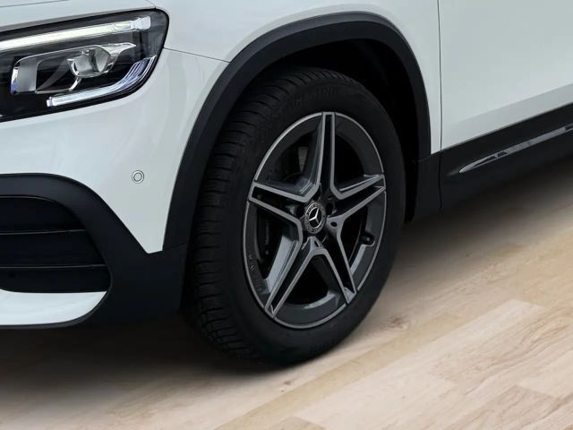 Mercedes-Benz GLB 200 4MATIC AMG Line GLB 200 d
