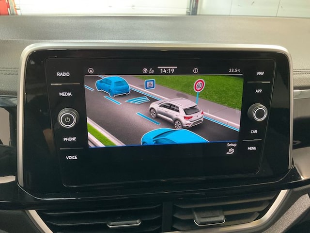 Volkswagen T-Roc T-ROC 1.5 E2 R-L  BT110 TSID7F