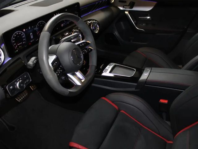 Mercedes-Benz A 45 AMG 4MATIC AMG Line