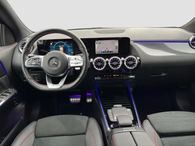 Mercedes-Benz GLA 200 AMG Line GLA 200 d