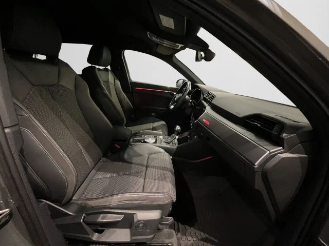 Audi Q3 35 TDI S-Tronic