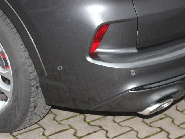 Ford Kuga EcoBoost ST Line