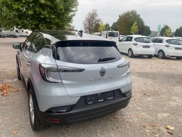 Renault Captur EDC Hybrid Techno