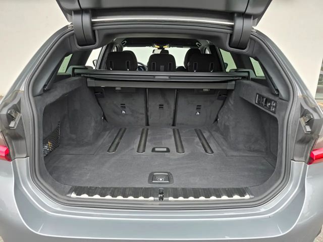 BMW 320 320i M-Sport Touring