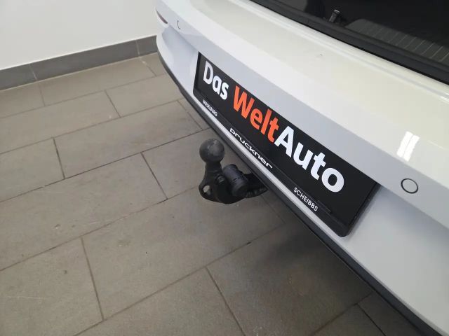 Volkswagen Golf Rabbit TSI