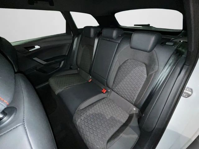 Seat Leon 2.0 TDI DSG FR-lijn Sportstourer