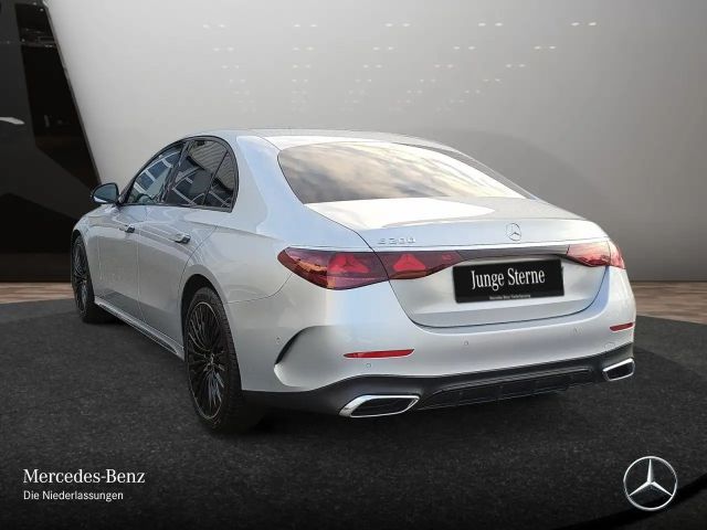 Mercedes-Benz E 200 AMG Line Sedan