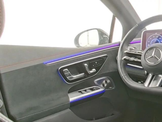 Mercedes-Benz EQE 350 4MATIC AMG Line Sedan