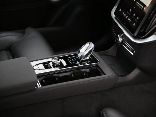 Volvo XC90 AWD Dark T8 Ultra