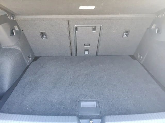 Volkswagen Golf 1.5 TSI Golf VIII Life