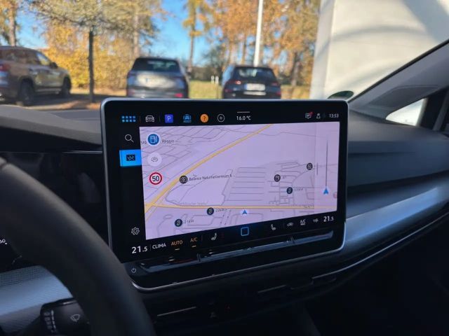 Volkswagen Golf 1.5 eTSI DSG Golf VIII Variant