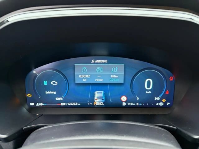 Ford Kuga Hybrid ST Line X