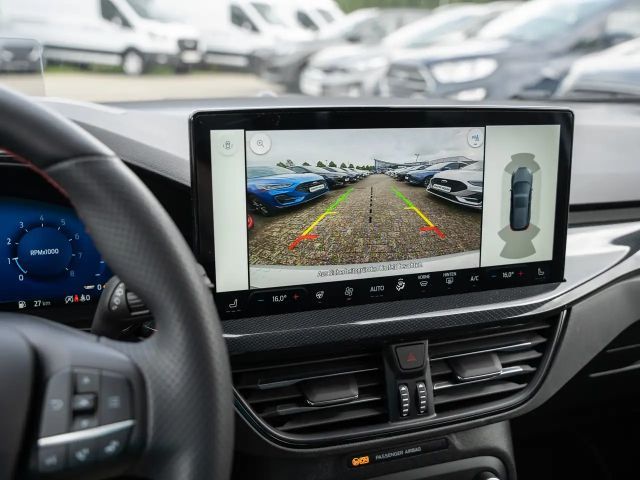 Ford Focus ST Line Wagon