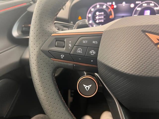 Cupra Terramar 1.5 e-Hybrid