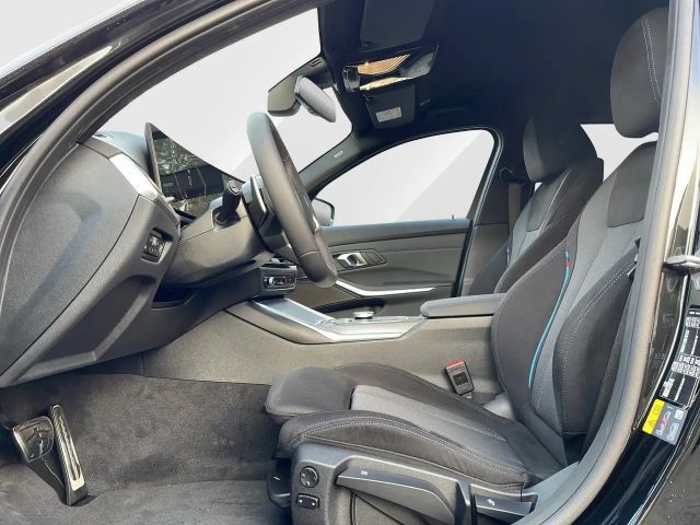 BMW 330 330e M-Sport Touring