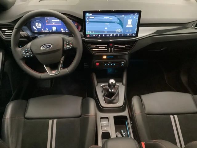 Ford Focus ST Line Wagon