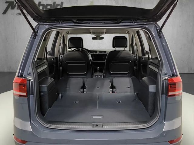 Volkswagen Touran 1.5 TSI DSG R-Line