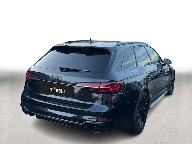 Audi RS4 Avant Quattro