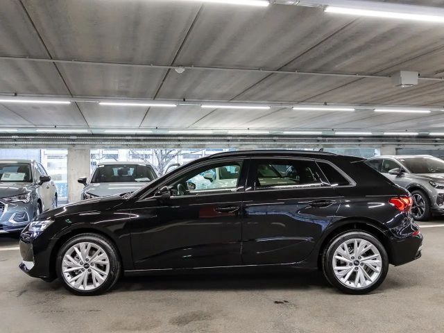 Audi A3 30 TFSI Sedan