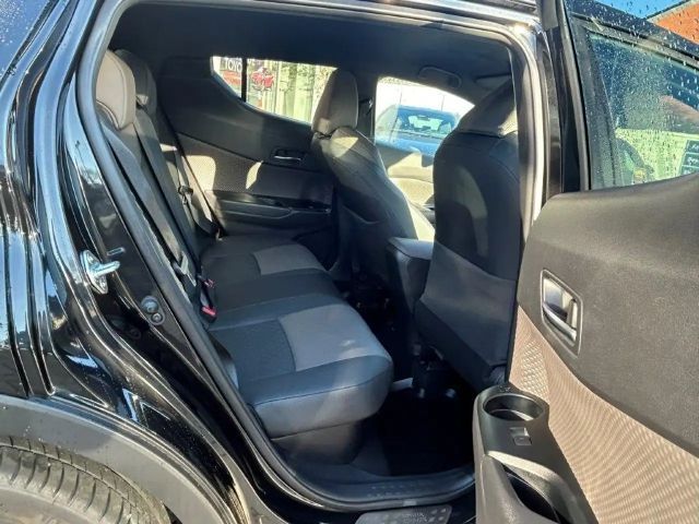 Toyota C-HR 5-deurs Hybride Lounge
