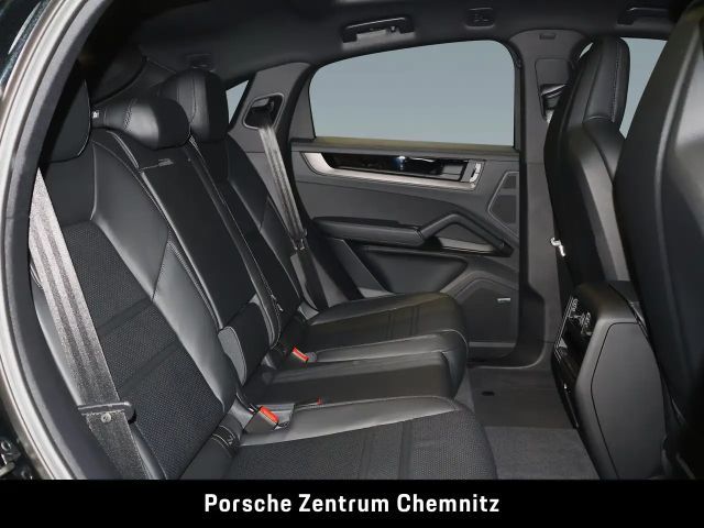 Porsche Cayenne Black Edition Coupé