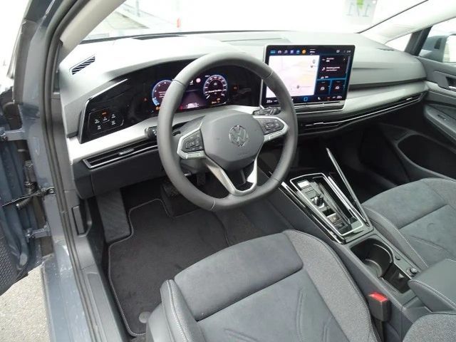 Volkswagen Golf 1.5 eTSI DSG Style Variant