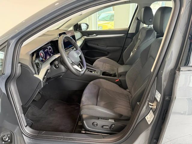 Volkswagen Golf DSG Life