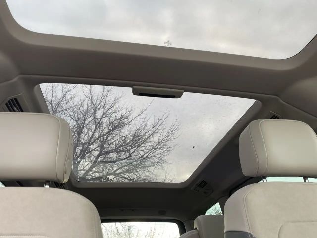 Volkswagen Multivan 2.0 TDI DSG T7