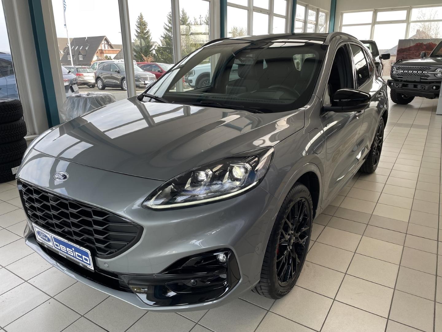 Ford Kuga Plug in Hybrid ST Line X