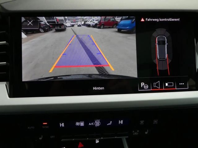 Audi Q4 e-tron 50 Quattro