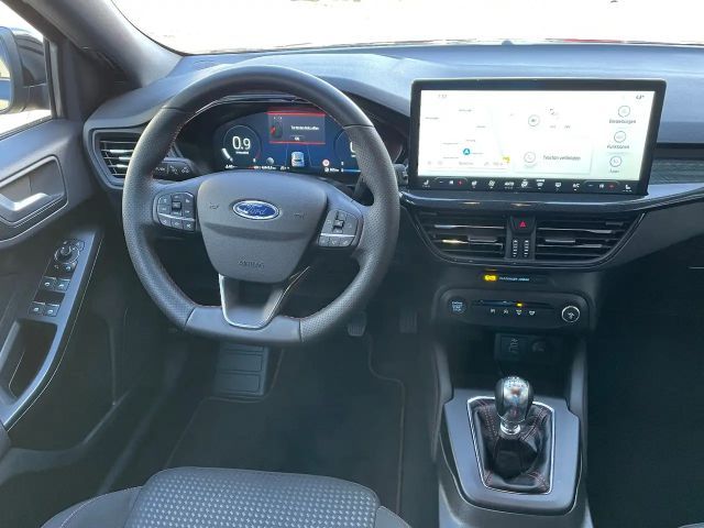 Ford Focus ST Line Wagon