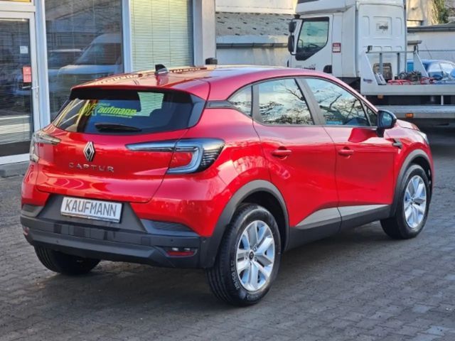 Renault Captur EDC Evolution Hybrid