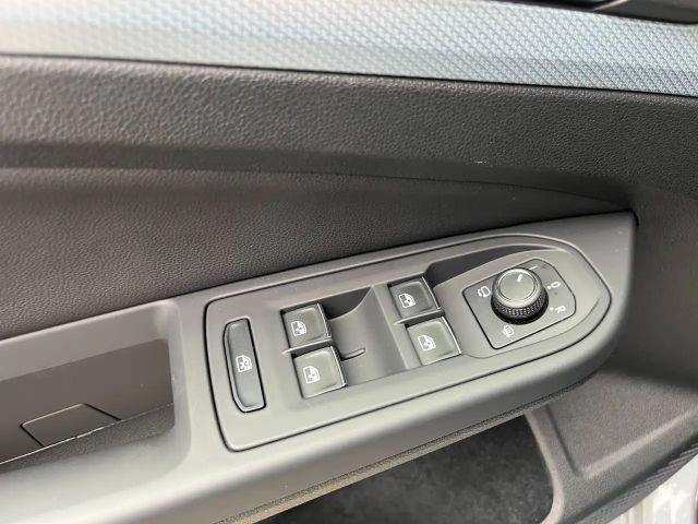 Volkswagen Golf 1.5 TSI Variant