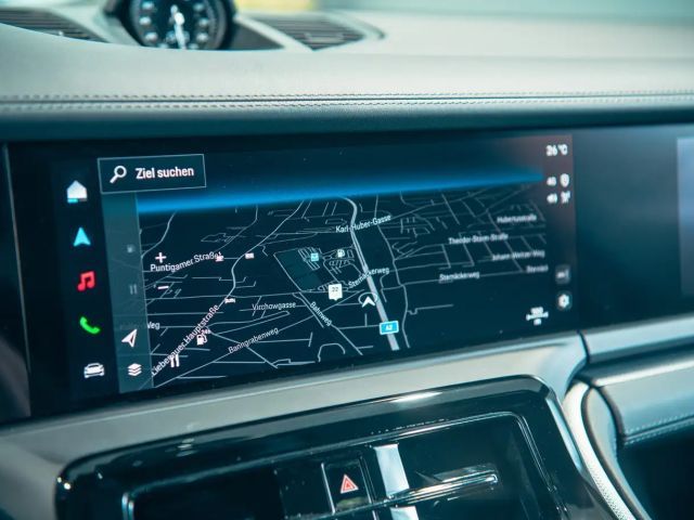 Porsche Panamera 4 E-Hybrid