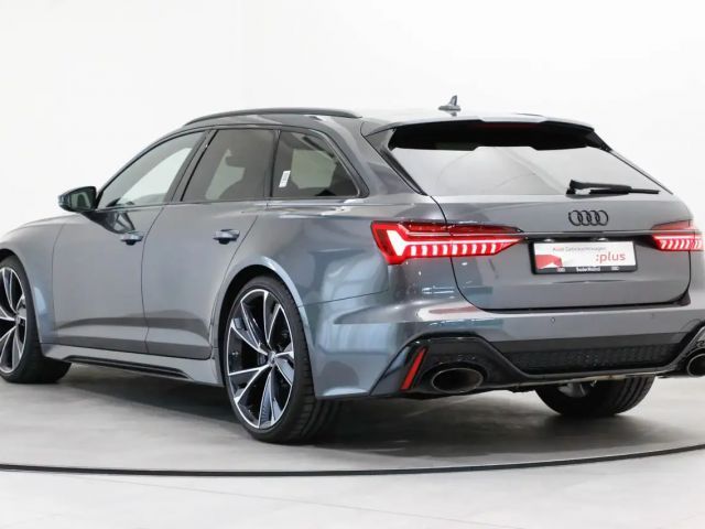 Audi RS6 AHK Matrix HUD Keramik Pano 305km/h