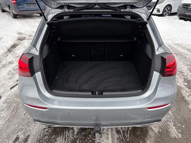 Mercedes-Benz A 200 Progressive