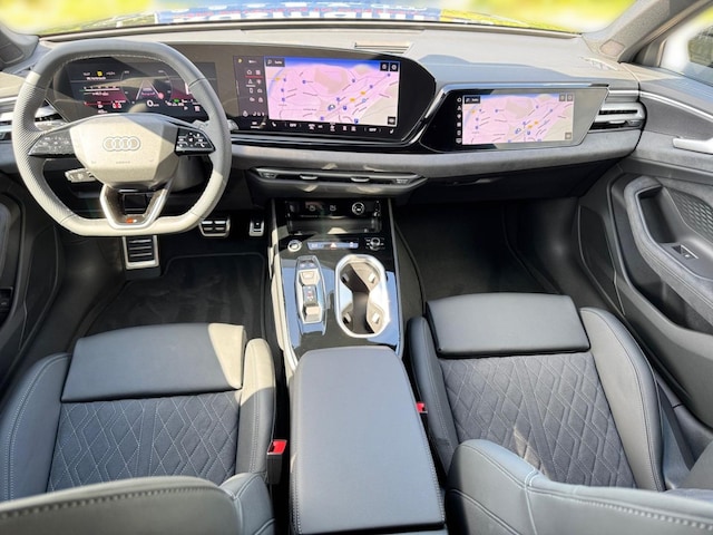 Audi A6 Avant Quattro S-Tronic