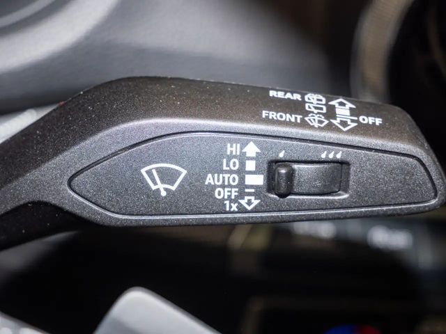 Audi Q2 35 TFSI S-Line