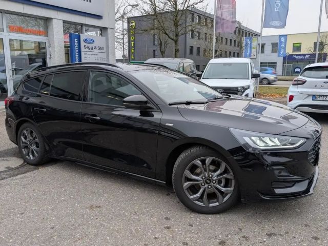 Ford Focus ST Line Wagon