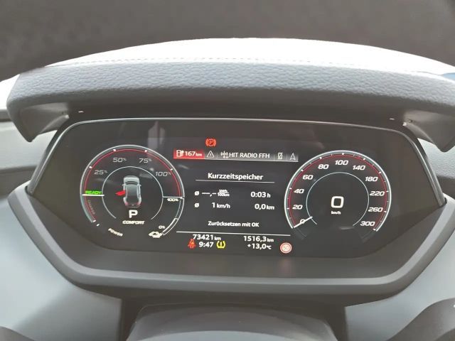 Audi RS e-tron GT KAM/HUD/2xPDC/MATRIX/NAVI/SHZ