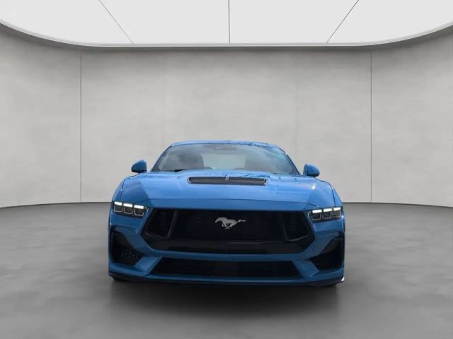 Ford Mustang Fastback GT 5.0 V8