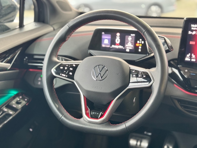 Volkswagen ID.5 AHK/PANO/AR-HUD/DCP/ACC/ERGO/WÄPU/PLUS/21"