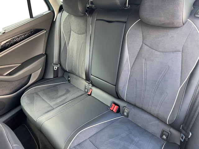 Volkswagen Passat 2.0 TDI DSG Elegance Elegance