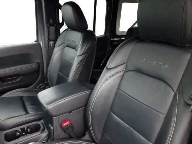 Jeep Wrangler Sahara