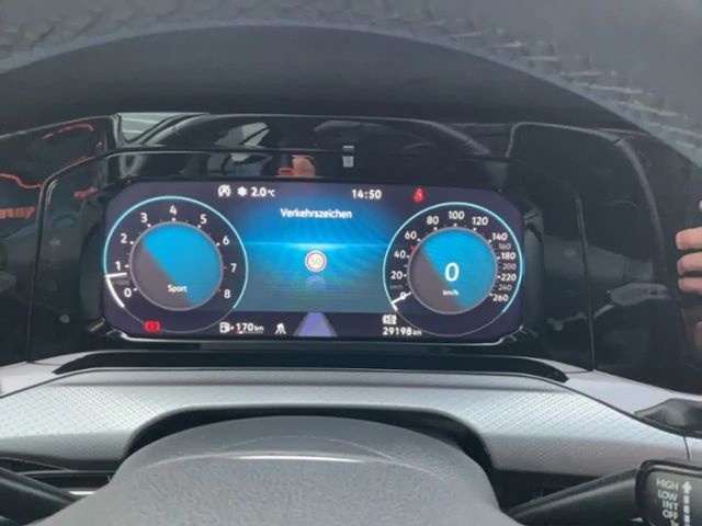 Volkswagen Golf 1.5 TSI Golf VIII