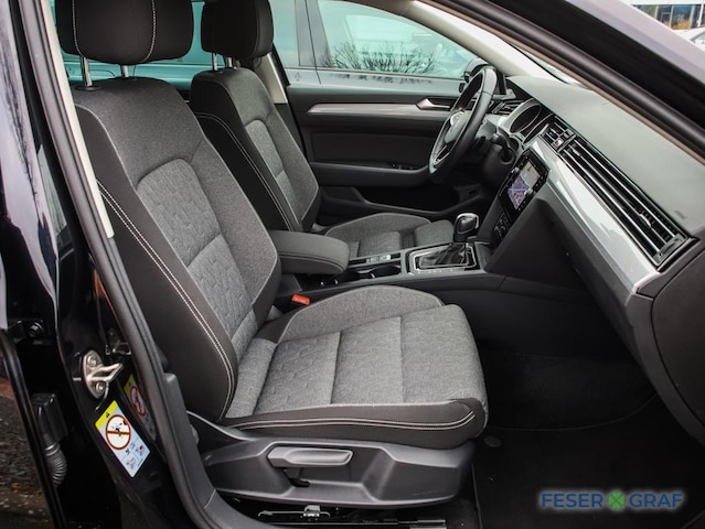 Volkswagen Passat 1.5 TSI Business DSG Variant